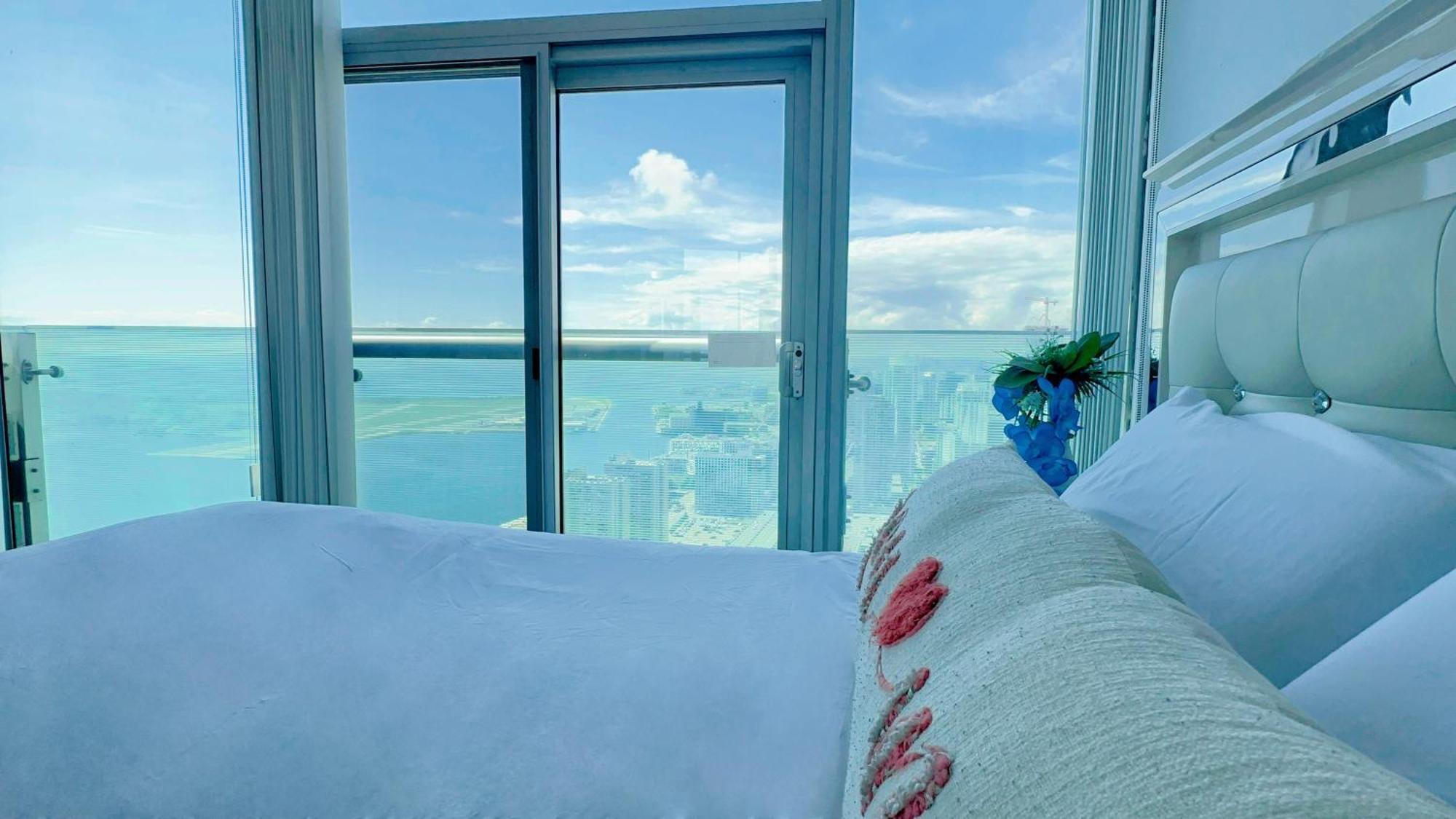 New Superior Lakeview Luxury Top Floor 3-Bedroom Suite On 48Th Floor Toronto Eksteriør billede